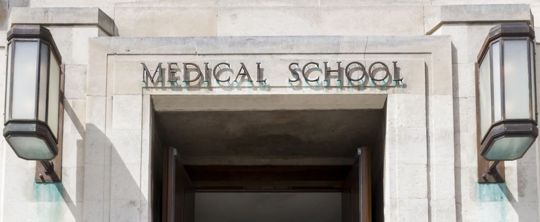 Read more about the article Islam & Medicine P5 – Competency of Health Adviser